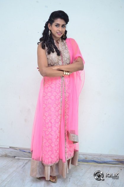 Actress-Nithya-Naresh-Latest-Photo-Gallery